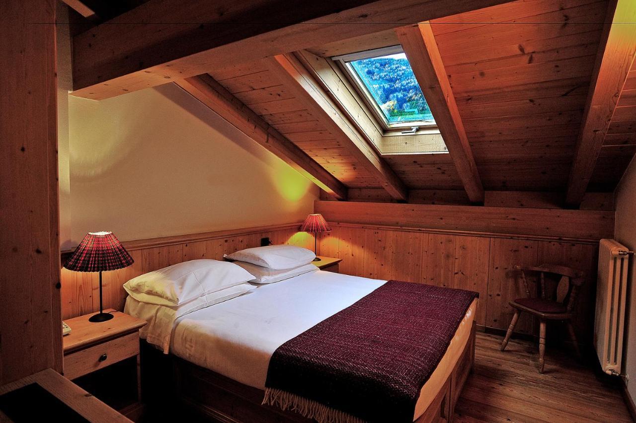 Alpi & Golf Hotel Bormio Exterior photo