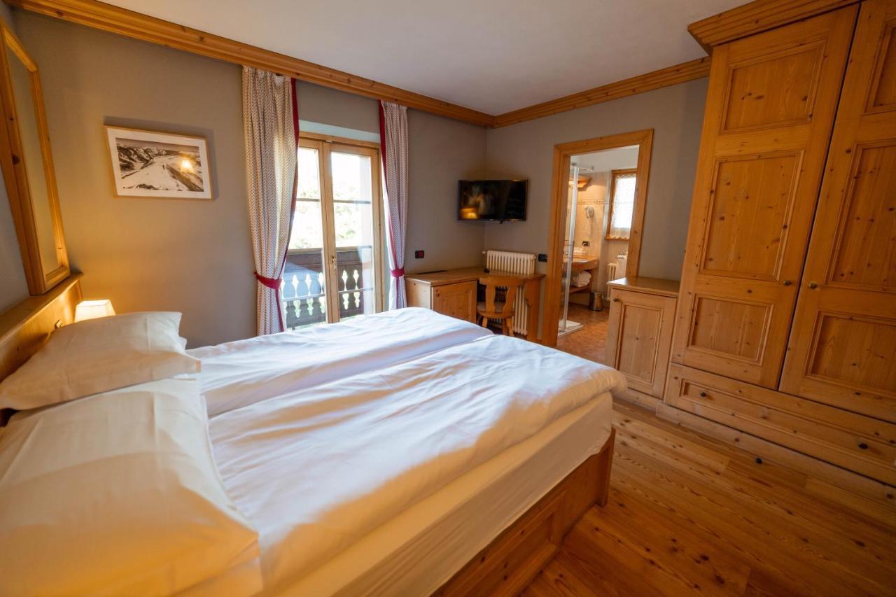 Alpi & Golf Hotel Bormio Exterior photo