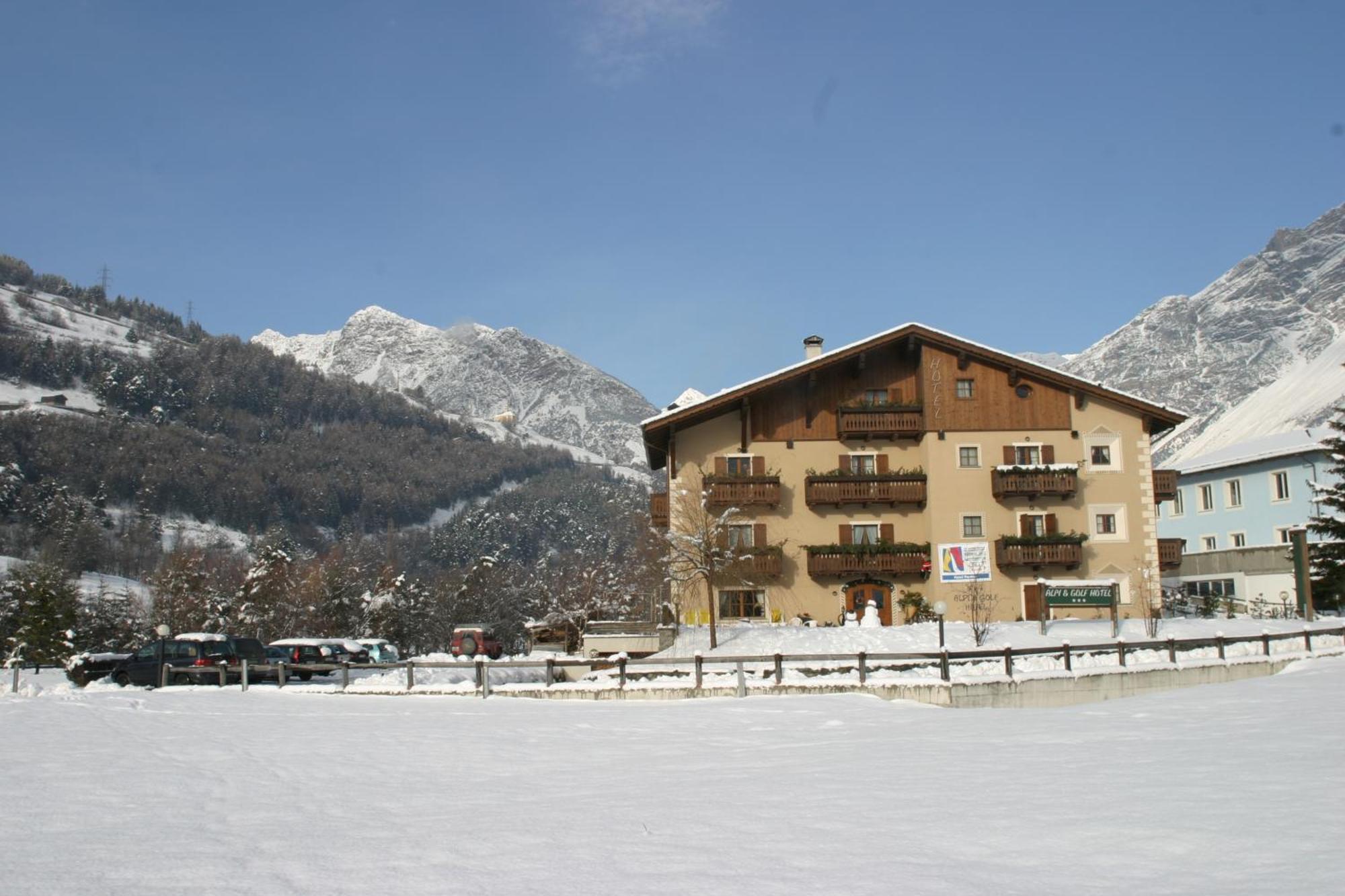 Alpi & Golf Hotel Bormio Exterior photo