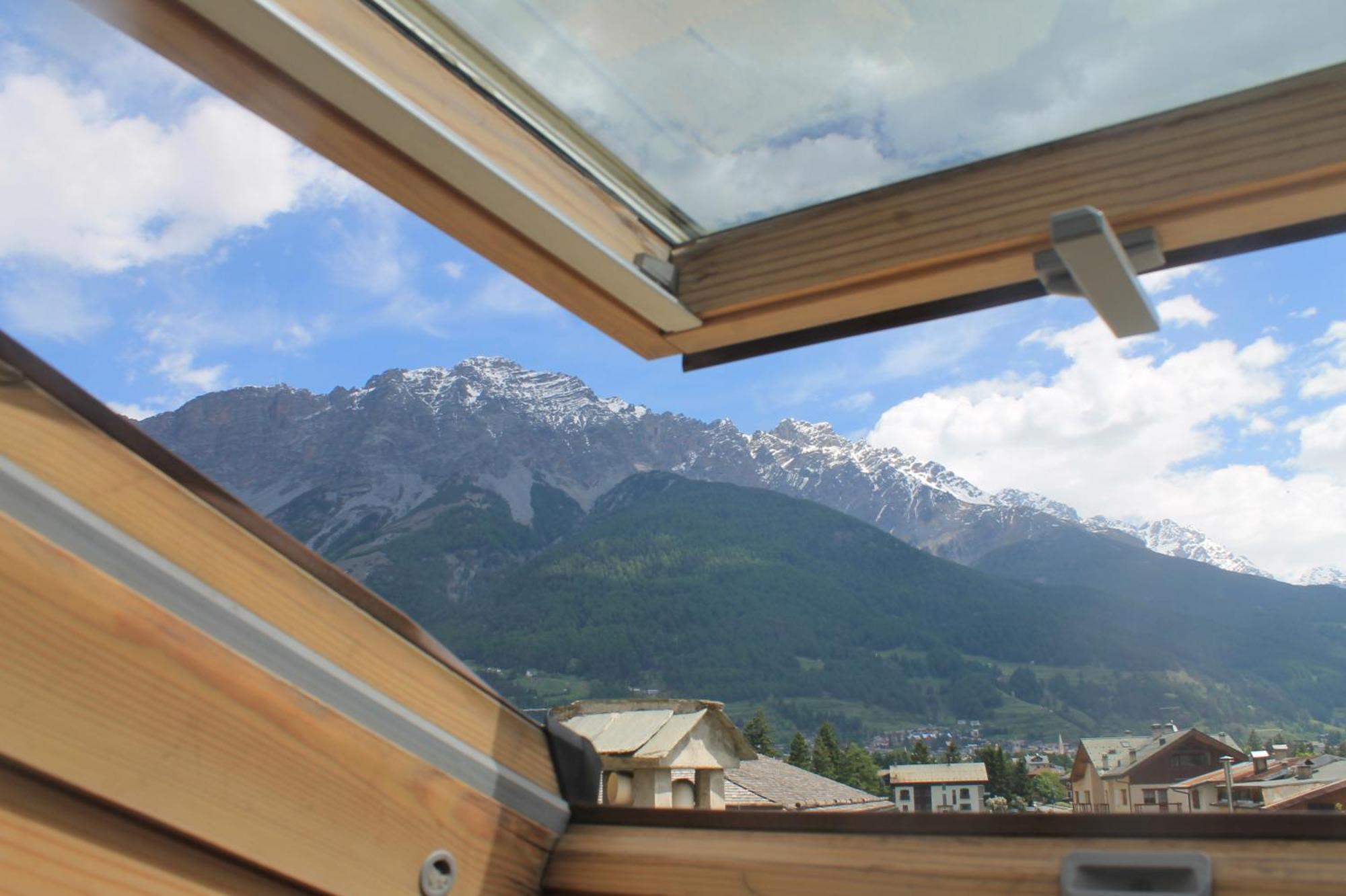 Alpi & Golf Hotel Bormio Room photo