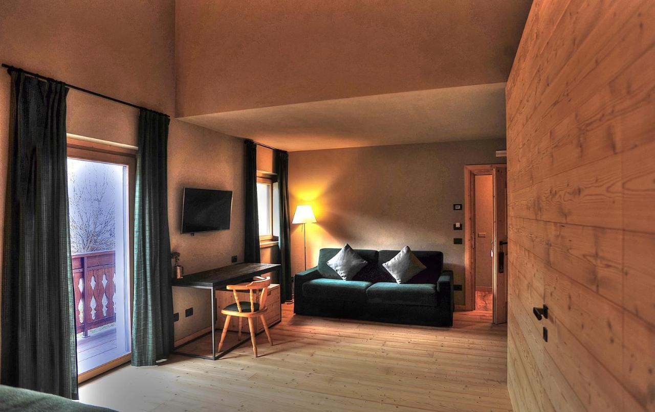 Alpi & Golf Hotel Bormio Exterior photo